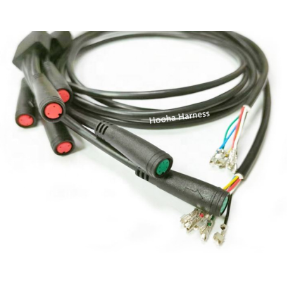 Connecteur étanche surmoulé personnalisé